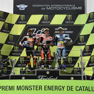 Podium Moto2 : Miguel Oliviera - Red Bull KTM Ajo, Fabio Quaratararo - HDR–Speed Up Racing et Álex Márquez - EG 0,0 Marc VDS (photo MotoGP.com)