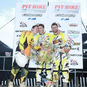 <b>Podium Superfinale : Jimmy Peyras - Team Holeshot, Mike Valade - Team Bucci Moto-WORKSHOP, Alexandre Barbosa - Team Bucci Moto-WORKSHOP (photo Cyril Porte Concept)</b> <b>Podium Superfinale : Jimmy Peyras - Team Holeshot, Mike Valade - Team Bucci Moto-WORKSHOP, Alexandre Barbosa - Team Bucci Moto-WORKSHOP (photo Cyril Porte Concept)</b>