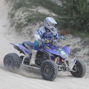 <b>Julien Marin - Yamaha (photo Quadlib.com)</b> <b>Julien Marin - Yamaha (photo Quadlib.com)</b>