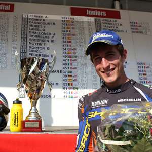 <b>Alexandre Ferrer – Sherco (photo www.trial-club.com)</b> <b>Alexandre Ferrer – Sherco (photo www.trial-club.com)</b>
