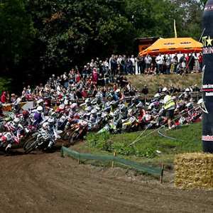 <b>(photo Gilles Lefrancq/FFM/www.elite-motocross.fr)</b> <b>(photo Gilles Lefrancq/FFM/www.elite-motocross.fr)</b>