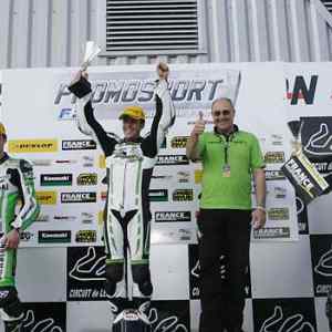 <b>Podium Promo 1000 (photo Gérard Delio/Photopress)</b> <b>Podium Promo 1000 (photo Gérard Delio/Photopress)</b>