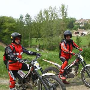 <b>(photo trialmag.fr)</b> <b>(photo trialmag.fr)</b>