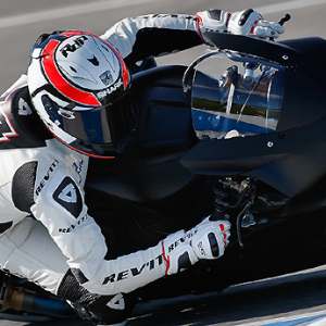 <b>Randy de Puniet - Aspar Aprilia (photo MotoGP.com)</b> <b>Randy de Puniet - Aspar Aprilia (photo MotoGP.com)</b>