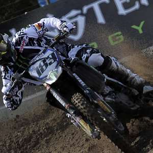 <b>Steven Frossard - Yamaha (photo Yamaha Racing)</b> <b>Steven Frossard - Yamaha (photo Yamaha Racing)</b>