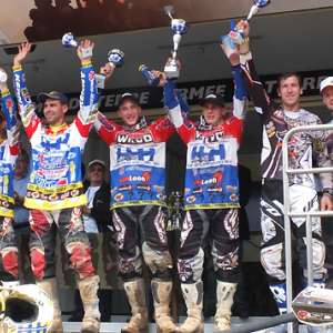 <b>Podium Side-Car Cross (photo Luc Guillaume)</b> <b>Podium Side-Car Cross (photo Luc Guillaume)</b>