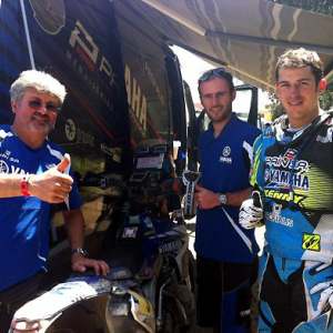 <b>Olivier Pain – Yamaha avec son père et son mécanicien (photo TeamTop)</b> <b>Olivier Pain – Yamaha avec son père et son mécanicien (photo TeamTop)</b>