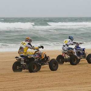 <b>Jérémie Warnia - Can-Am à la poursuite de Matthieu Ternynck - Yamaha (photo Quadeursdusudouest.fr)</b> <b>Jérémie Warnia - Can-Am à la poursuite de Matthieu Ternynck - Yamaha (photo Quadeursdusudouest.fr)</b>