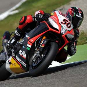 <b>Sylvain Guintoli - Aprilia (photo Aprilia Racing)</b> <b>Sylvain Guintoli - Aprilia (photo Aprilia Racing)</b>