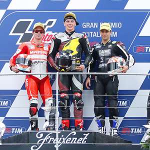 <b>Podium Moto2 : Nicolas Terol Suter-Mapfre Aspar Team Moto2, Scott Redding – Kalex-Marc VDS Racing Team et Johann Zarco - Suter-Came IodaRacing Project (photo MotoGP.com)</b> <b>Podium Moto2 : Nicolas Terol Suter-Mapfre Aspar Team Moto2, Scott Redding – Kalex-Marc VDS Racing Team et Johann Zarco - Suter-Came IodaRacing Project (photo MotoGP.com)</b>