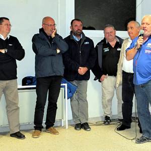 <b>En présence de Jacques Bolle - Président de la FFM et de Fabio Larceri - Vice-Président de la Fédération Italienne de Motocyclisme, le Président du MC Pernois (au micro) avait organisé une belle épreuve dans une ambiance conviviale et appréciée par tous les participants (photo Yume.com)</b> <b>En présence de Jacques Bolle - Président de la FFM et de Fabio Larceri - Vice-Président de la Fédération Italienne de Motocyclisme, le Président du MC Pernois (au micro) avait organisé une belle épreuve dans une ambiance conviviale et appréciée par tous les participants (photo Yume.com)</b>