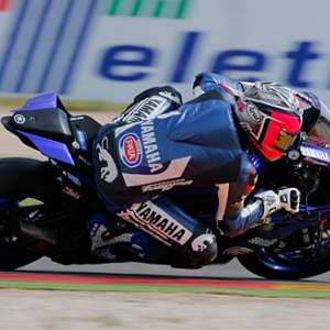 <b>Lucas Mahias - Yamaha (photo WSBK.com)</b> <b>Lucas Mahias - Yamaha (photo WSBK.com)</b>