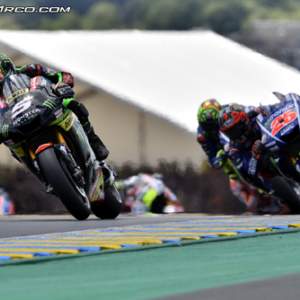 <b>Johann Zarco - Yamaha, Maverick Vinales - Yamaha et Valentino Rossi - Yamaha (photo www.johannzarco.com)</b> <b>Johann Zarco - Yamaha, Maverick Vinales - Yamaha et Valentino Rossi - Yamaha (photo www.johannzarco.com)</b>
