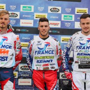 Trophée Junior : Hugo Blanjoue - KTM, Théo Espinasse - Sherco et David Abgrall - Sherco (photo FFM)