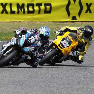 Kenny Foray - BMW et Xavier Siméon - Yamaha (photo Gérard Delio/Photopress)