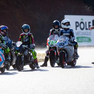 Le Collectif 25 Power avec Alexis Masbou (photo FFM)