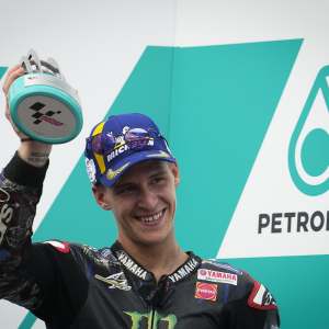 Fabio Quartararo - Yamaha avec Enea Bastianini - Ducati et 'Pecco' Bagnaia - Ducati (photo Yamaha Racing)