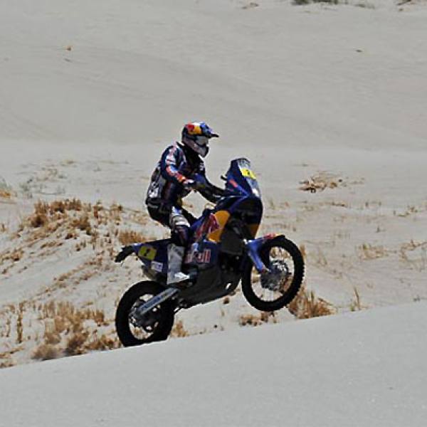 <b>Cyril Despres – KTM (photo ASO)</b> <b>Cyril Despres – KTM (photo ASO)</b>