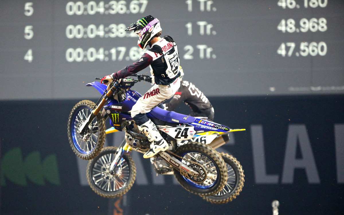 Résultat de recherche d'images pour "dylan ferrandis supercross paris"