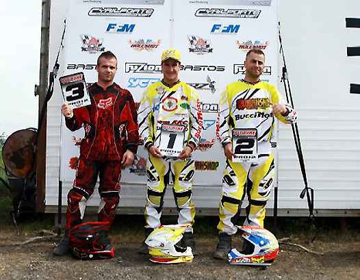 <b>Podium 12 Pro : Daniel Razoux - Team Apollo Motors, Mike Valade - Team Bucci Moto-Workshop et Alexandre Barbosa – Team Bucci Moto-Workshop (photo Cyril Porte Concept)</b>
