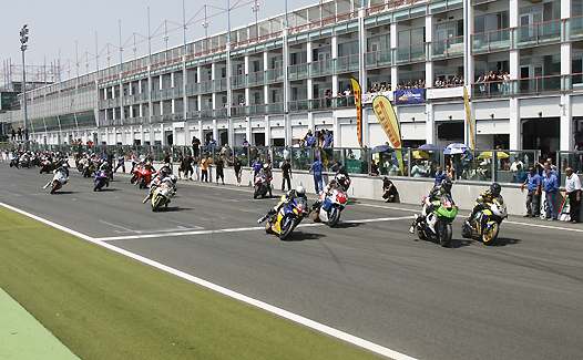 <b>Départ des 6H de Magny-Cours (photo Gérard Delio/Photopress)</b>
