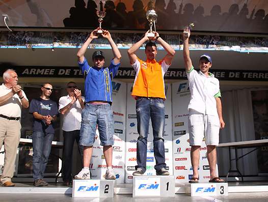 <b>Podium E2 : fabien planet - Sherco, Pierre-Alexandre Renet - KTM et Nicolas Paganon - Kawasaki (photo Vincent Bedos/Motographie/FFM)</b>