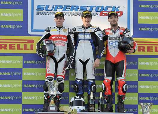 <b>Podium Superstock 600 : Florian Marino – Honda, Jeremy Guarnoni - Yamaha et Berardino Lombardi – Yamaha (photo www.worldsbk.com)</b>