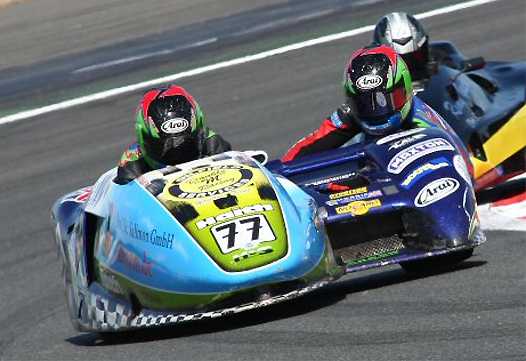 <b>Tim Reeves et Grégory Cluze - LCR Honda (photo FIM)</b>