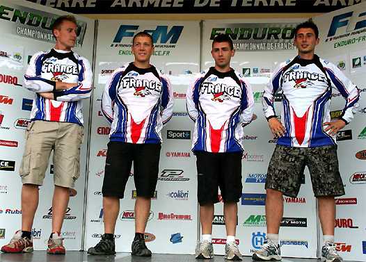 <b>L'Equipe Junior (photo Vincent Bedos/FFM)</b>