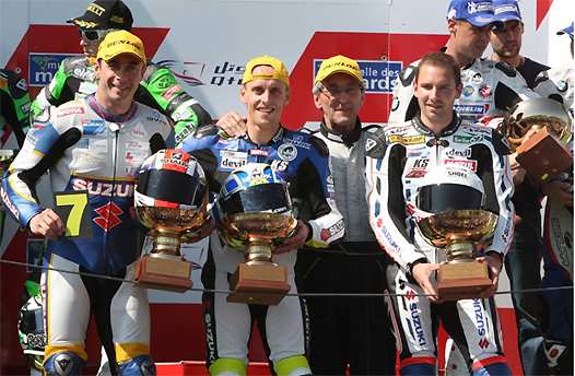 <b>Vincent Philippe, Freddy Foray, Dominique Meilland, le patron du SERT, et Anthony Delhalle (photo FIM)</b>