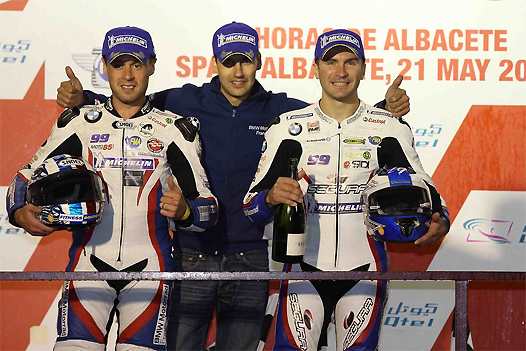 <b>Podium : Sébastien Gimbert et Erwan Nigon - BMW (photo FIM)</b>
