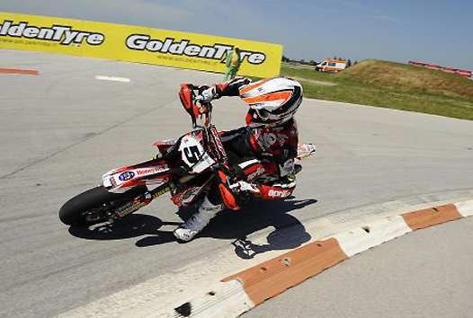 <b>Adrien Chareyre - Husqvarna (photo Youthstream) </b>