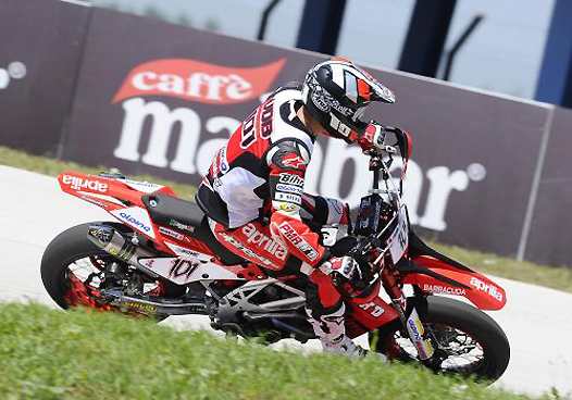 <b>Thierry van den Bosch - Aprilia (photo Youthstream)</b>