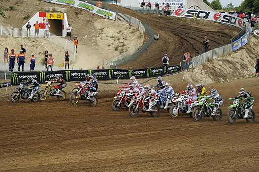 <b>Départ MX1 (photo Youthstream)</b>