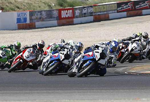 <b>Départ Superbike (photo Gérard Delio/Photopress/FFM)</b>