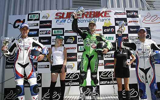 <b>Podium 1e manche Superbike (photo Gérard Delio/Photopress/FFM)</b>