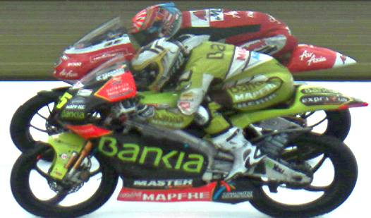 <b>Photo finish : Johann Zarco – Derbi et Héctor Faubel – Aprilia (photo MotoGP.com)</b>