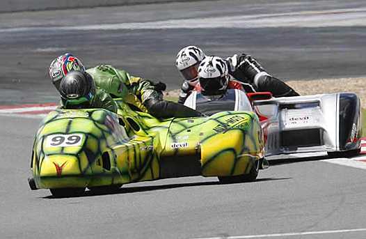 <b>Le Bail/Chaigneau - Auto Moto R1 (Photo Gérard Delio/Photopress FFM)</b>