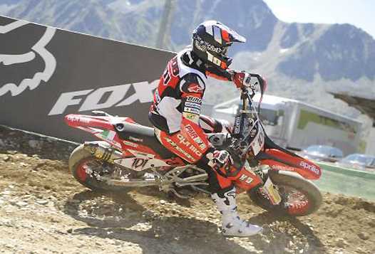 <b>Thierry van den Bosch - Aprilia (photo Youthstream)</b>