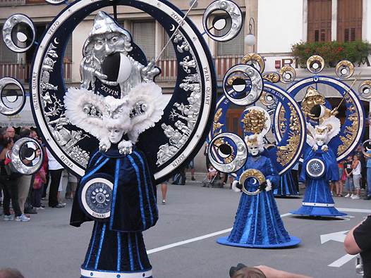 <b>Défilé aux couleurs vénitiennes (photo Jean-Thierry Courty/FFM)</b>