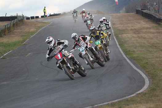 <b>Fred Guérin - Honda devant la meute du S3 (photo Jérôme Vereecque)</b>