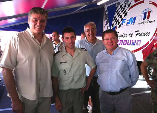 <b>David Douillet - Ministre des Sports, Romain Dumontier – Yamaha EEAT FFM, Francis Saint-Léger - Député de Lozère et Jacques Bolle - Président de la FFM (photo FFM)</b>