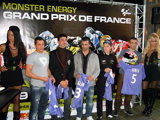 <b>De gauche à droite : Randy de Puniet, Louis Rossi, Mike di Meglio, Alan Techer et Johann Zarco (photo Pierre Bonneville/FFM)</b>