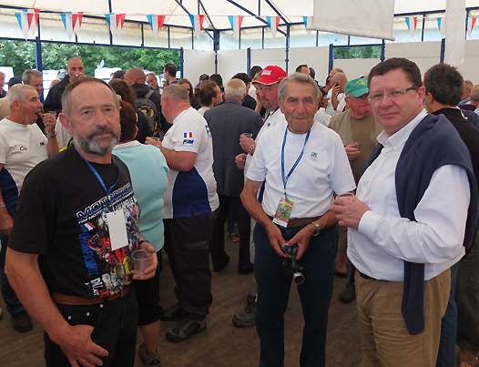 <b>Jean-Claude Landes - Président du MC Lacapelle-Marival, Gervais Bos - Co-Président du MC Lacapelle-Marival et Jacques Bolle - Président de la FFM (photo Luc Guillaume)</b>