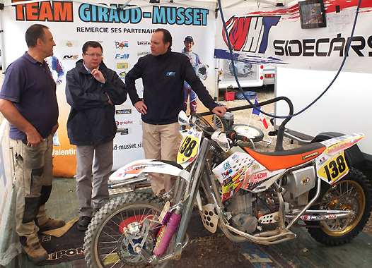 <b>Monsieur Giraud, père de Valentin Giraud, Jacques Bolle - Président de la FFM et Sébastien Poirier - Directeur Général FFM (photo Luc Guillaume)</b>