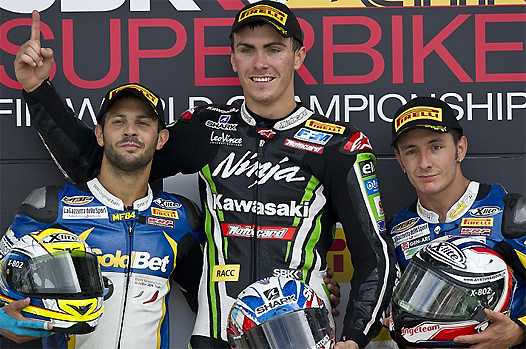<b>Podium 1e manche SBK : Michel Fabrizio - BMW, Loris Baz – Kawasaki et Ayrton Badovini - BMW (photo Kawasaki Racing Team)</b>