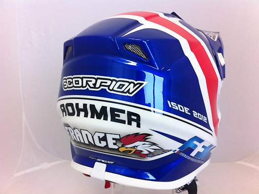 <b>Les couleurs de l'Equipe de France sur le casque de Kevin Rohmer – EEAT-FFM/Yamaha (photo Scorpion Sports Europe)</b>