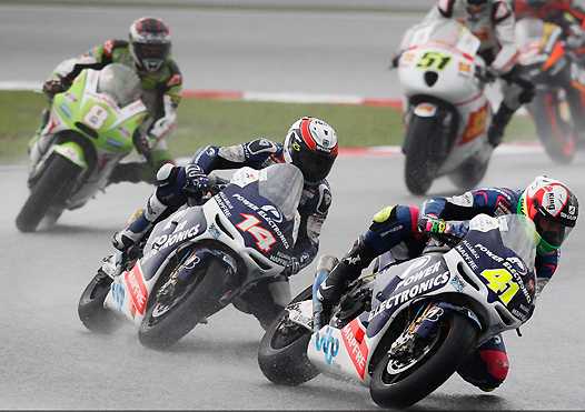 <b>Randy de Puniet #14 - Aprilia-Power Electronics Aspar (photo MotoGP.com)</b>