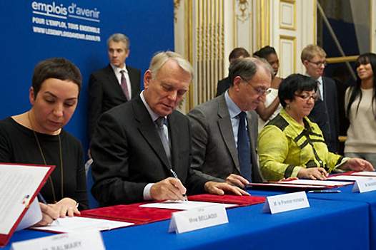 <b>Jean-Marc Ayrault – Premier Ministre et Denis Masseglia - Président du CNOSF à Matignon le 30 octobre dernier (photo Yves Malenfer/Matignon)</b>