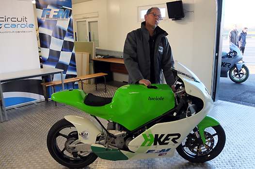 <b>Yves Kerlo – H-Ker et la Luciole (photo Luc Guillaume/Patrick Tran Duc/FFM)</b>